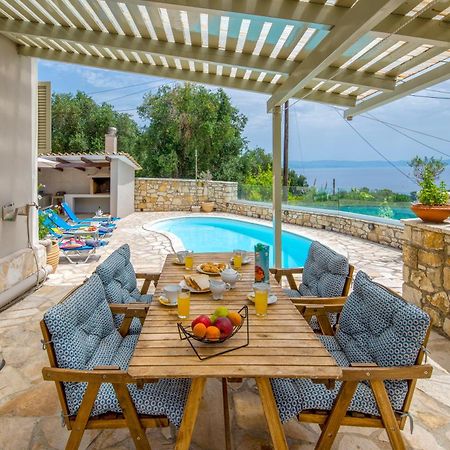 Loggos Seaview Cottage With Private Pool By Konnect Longos  Bagian luar foto