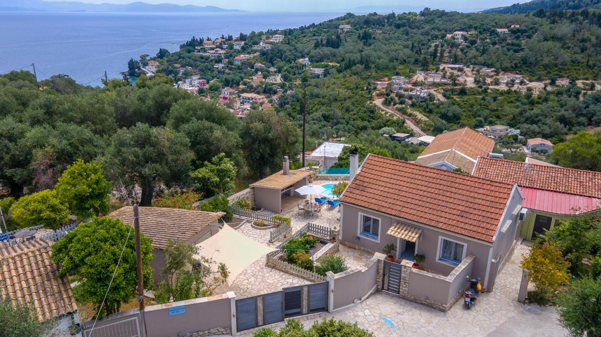 Loggos Seaview Cottage With Private Pool By Konnect Longos  Bagian luar foto